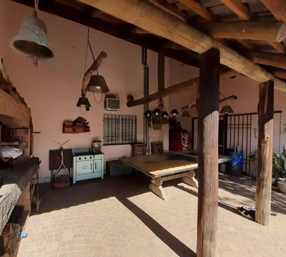 HOUSE FOR SALE 4 ROOMS IN PASO DEL REY
