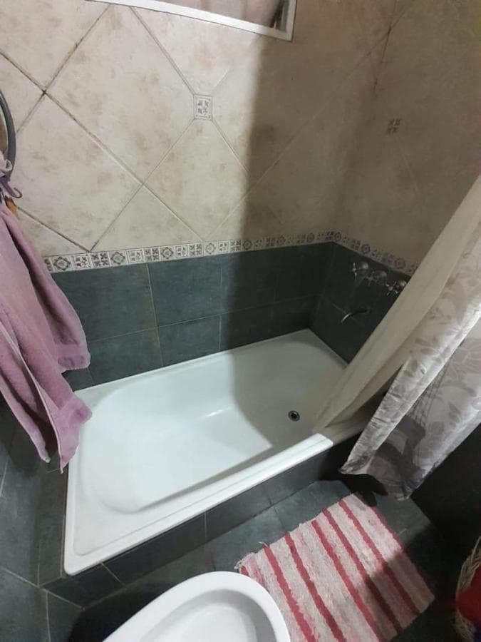 HOUSE FOR SALE 4 ROOMS IN PASO DEL REY