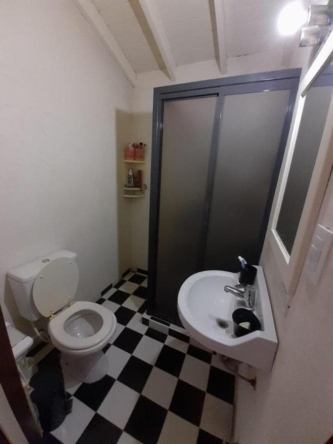 HOUSE FOR SALE 4 ROOMS IN PASO DEL REY