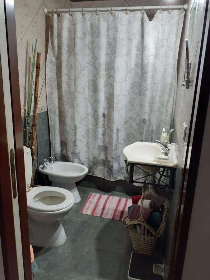 HOUSE FOR SALE 4 ROOMS IN PASO DEL REY
