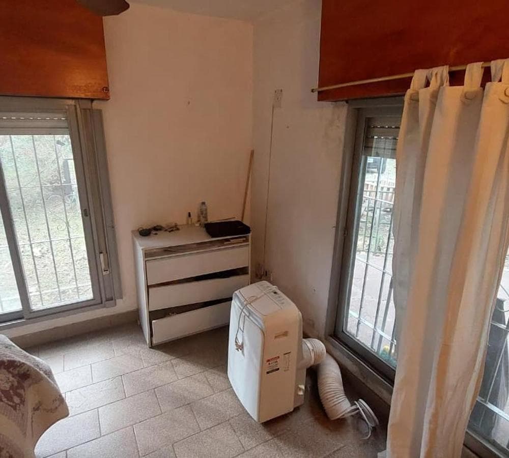 FOR SALE: House with Pool in JOSE C. PAZ