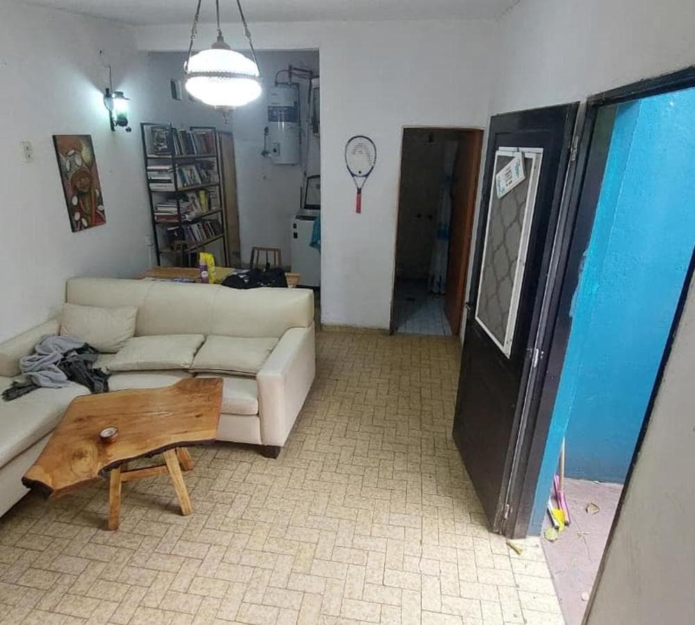 FOR SALE: House with Pool in JOSE C. PAZ
