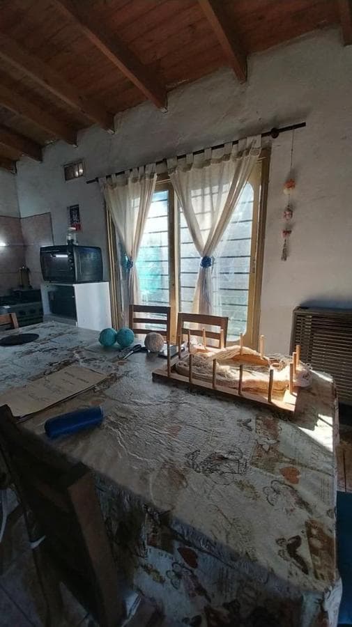 PROPIEDAD MULTIFAMILIAR IDEAL para 2 FAMILIAS en LUJAN.