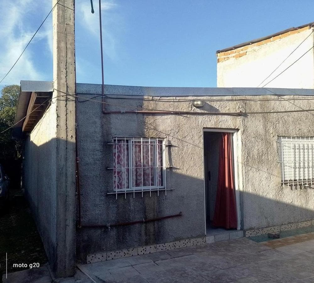 2-Bedroom House in Merlo with a Patio
