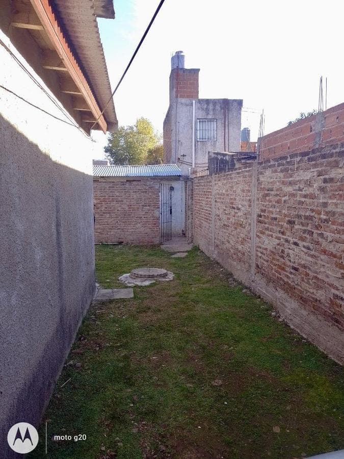 2-Bedroom House in Merlo with a Patio