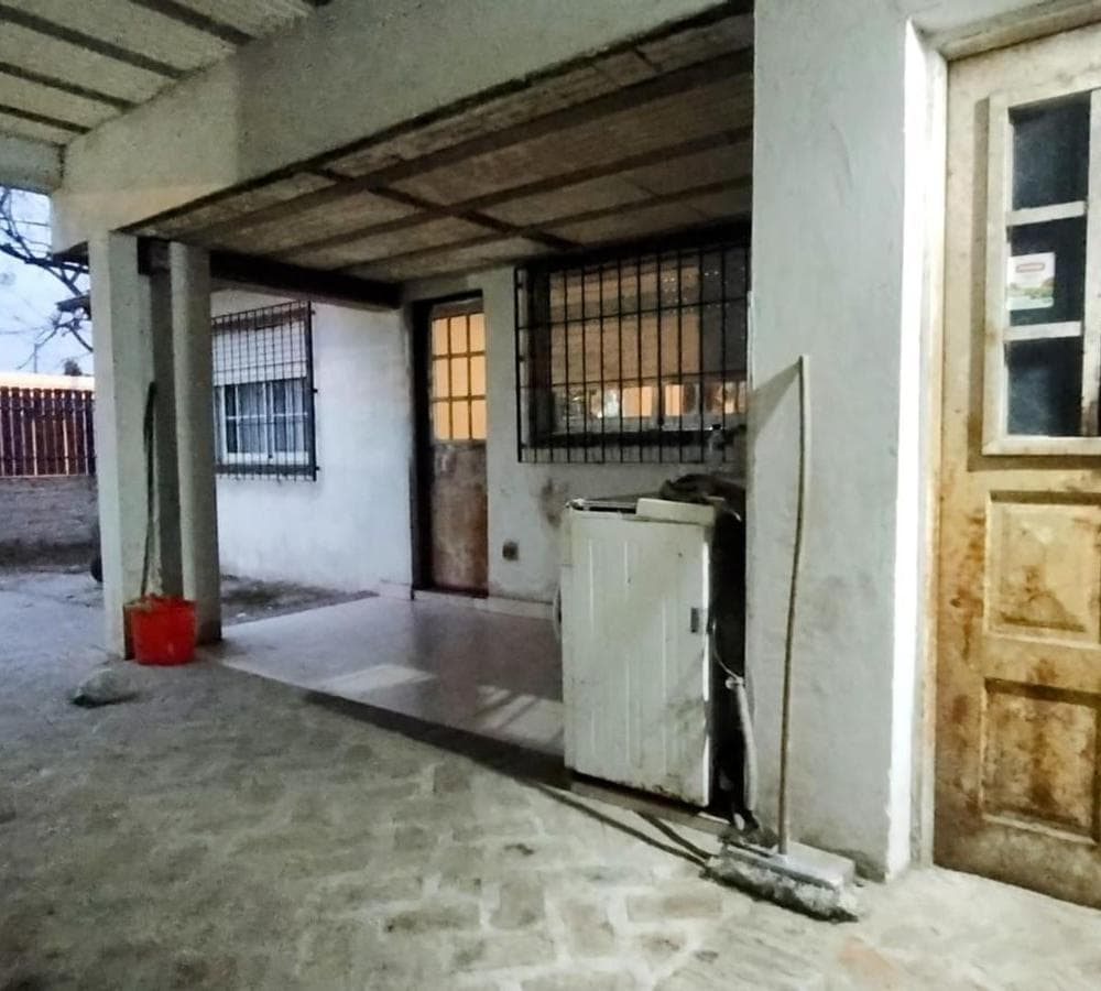 HOUSE IN PASO DEL REY