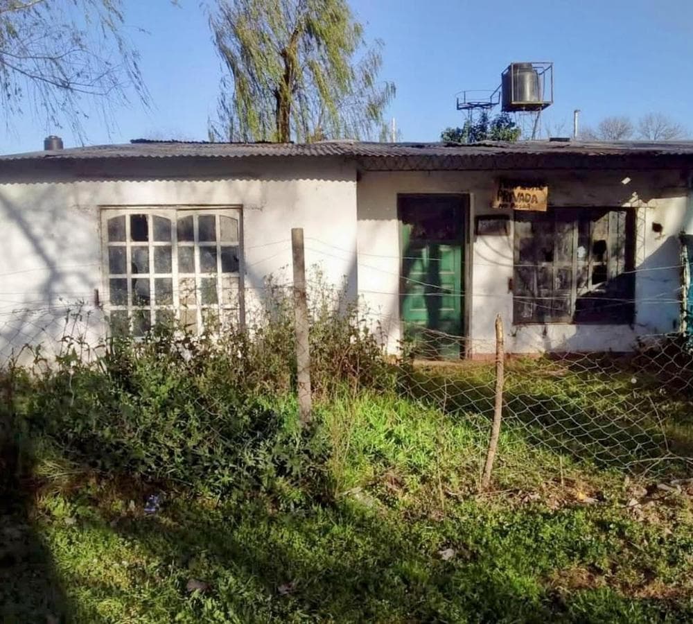 HOUSE FOR SALE IN GENERAL RODRÍGUEZ