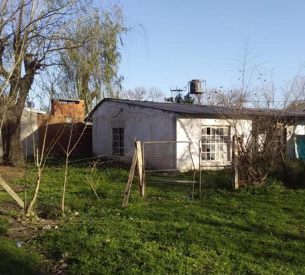HOUSE FOR SALE IN GENERAL RODRÍGUEZ