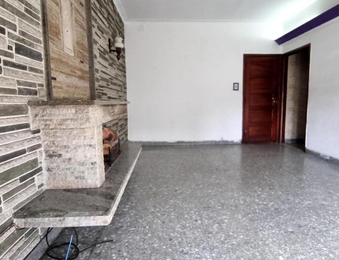 3-room apartment located in Avellaneda