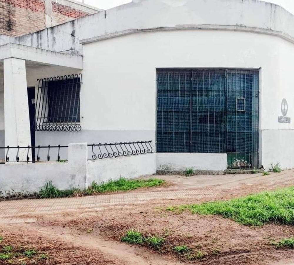 HOUSE FOR SALE ON MONO STREET IN MORENO SUR