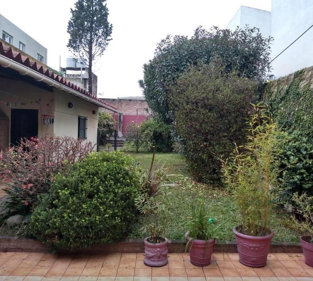 TRIPLEX HOUSE FOR SALE IN VILLA LUGANO