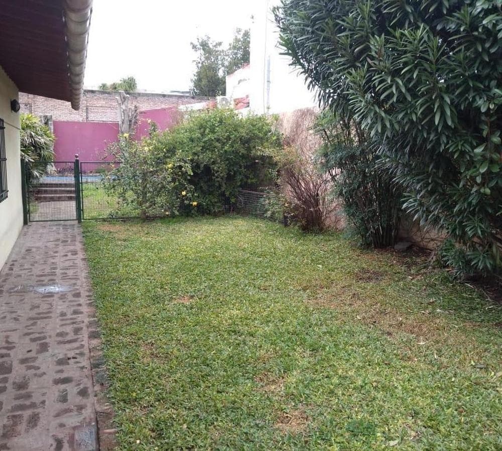 TRIPLEX HOUSE FOR SALE IN VILLA LUGANO