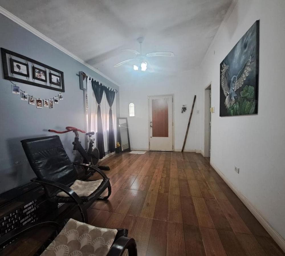 HOUSE FOR SALE IN MORENO SUR