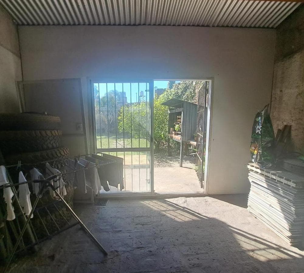 HOUSE FOR SALE IN MORENO SUR