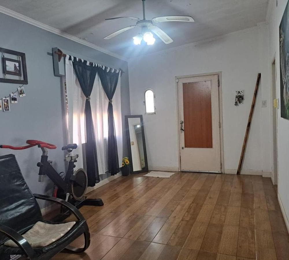 HOUSE FOR SALE IN MORENO SUR