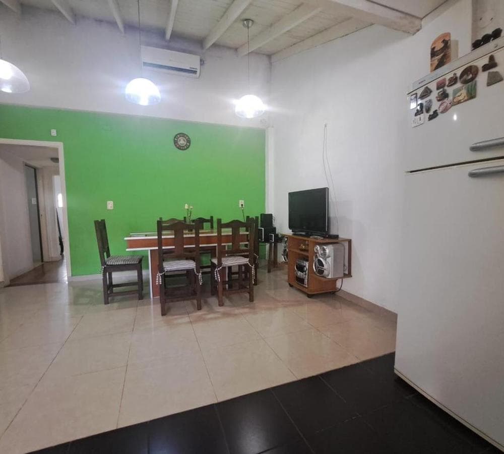 HOUSE FOR SALE IN MORENO SUR