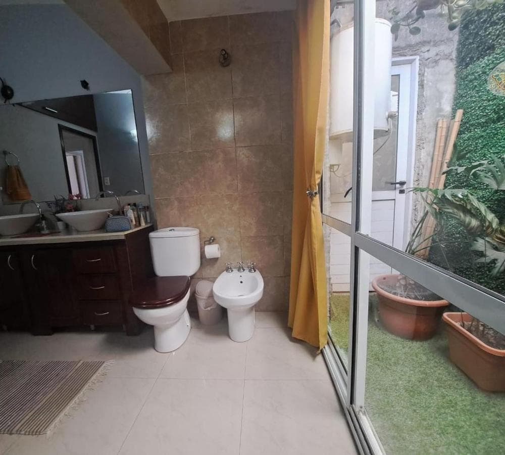 HOUSE FOR SALE IN MORENO SUR