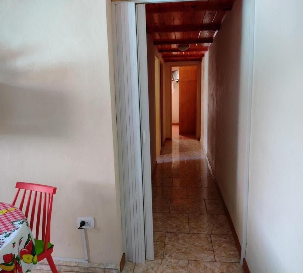 FOR SALE: Country-style house with pool + 3-room apartment