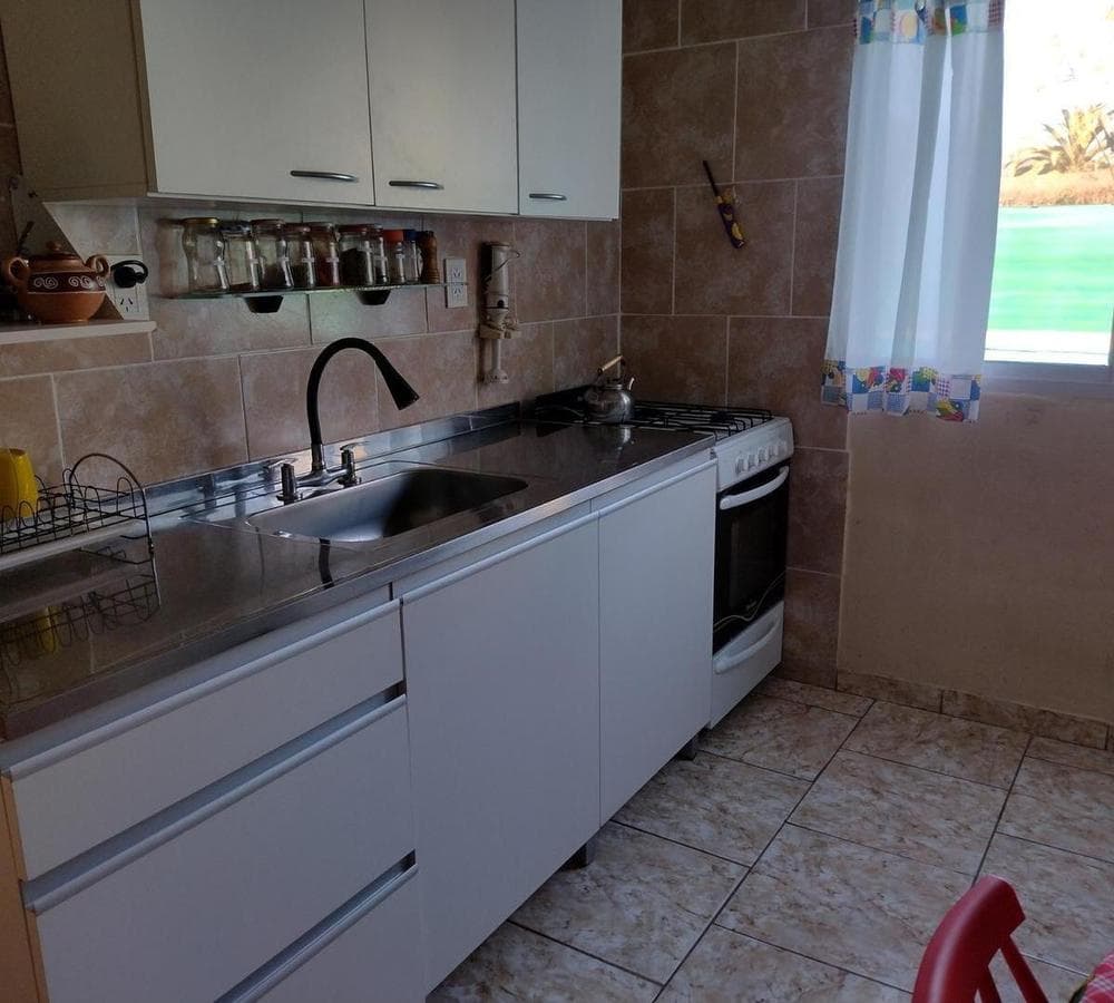 FOR SALE: Country-style house with pool + 3-room apartment