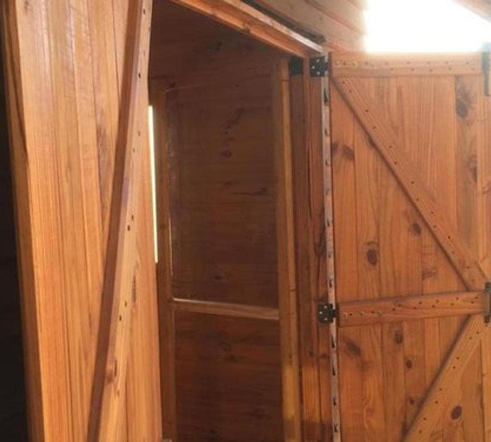 COTTAGE COMPLEX FOR SALE IN LA REJA
