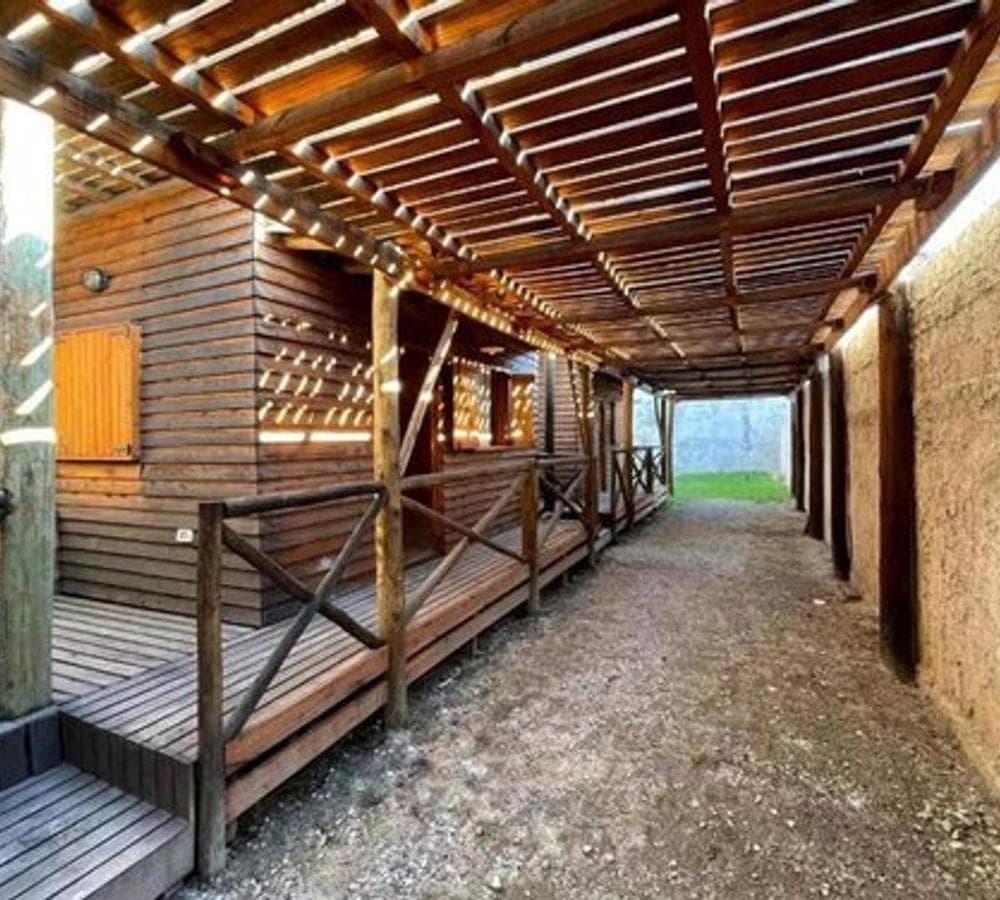 COTTAGE COMPLEX FOR SALE IN LA REJA