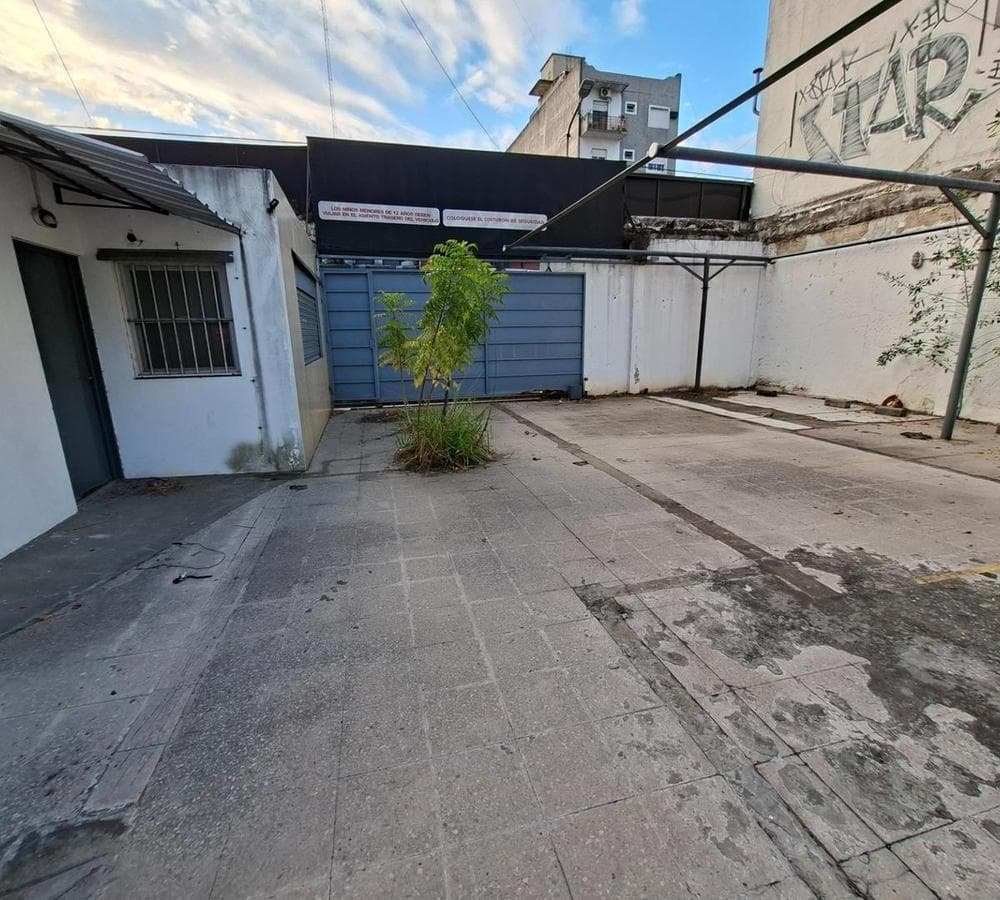 FOR SALE: LARGE PARCEL OF LAND IN DOWNTOWN MORÓN