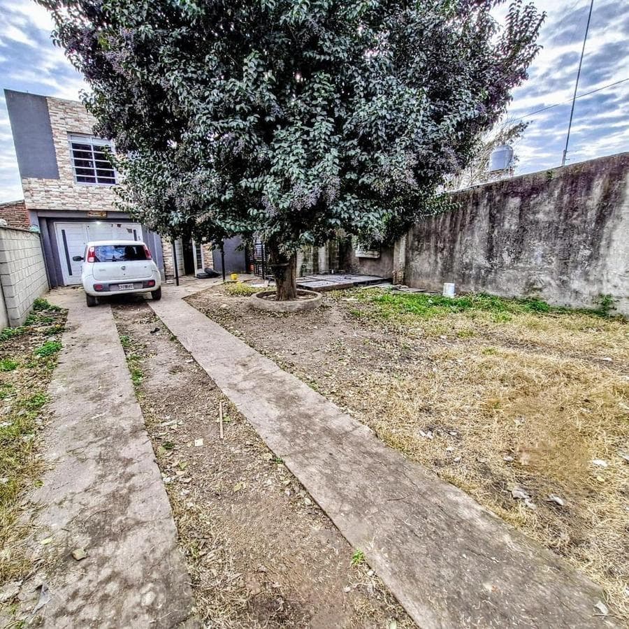 DUPLEX HOUSE IN GENERAL RODRIGUEZ