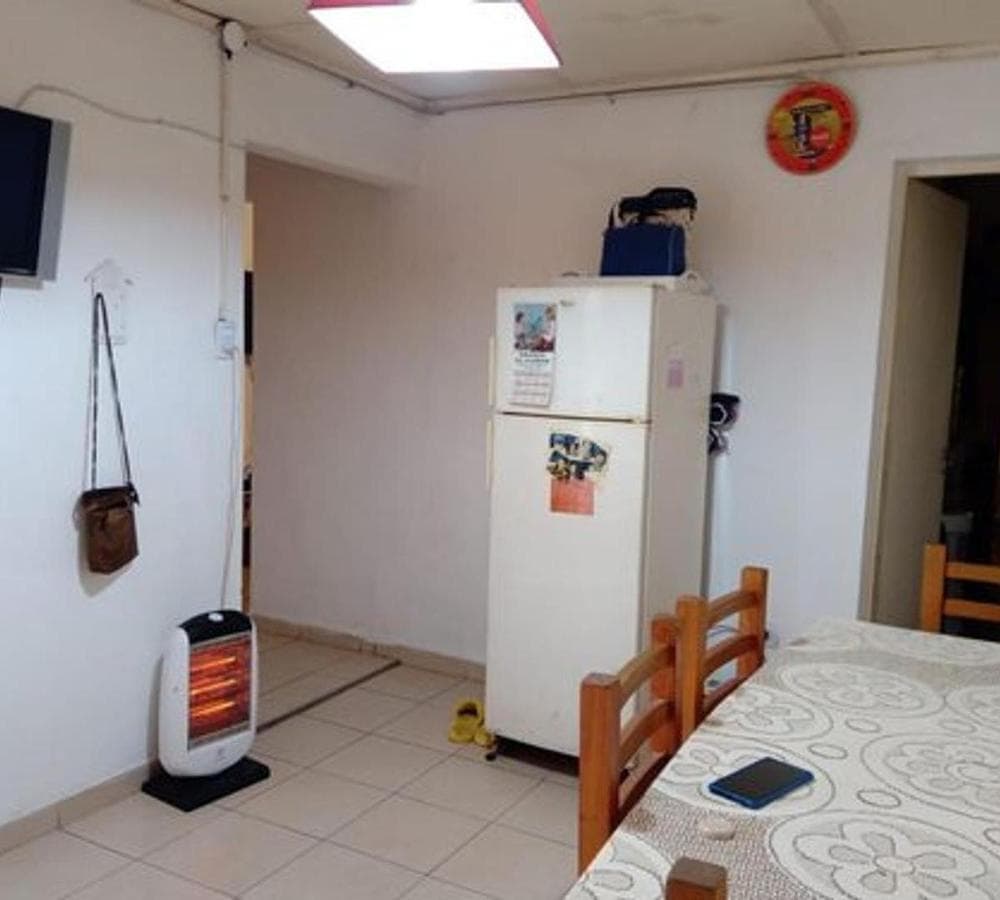 HOUSE WITH APARTMENT IN MORENO