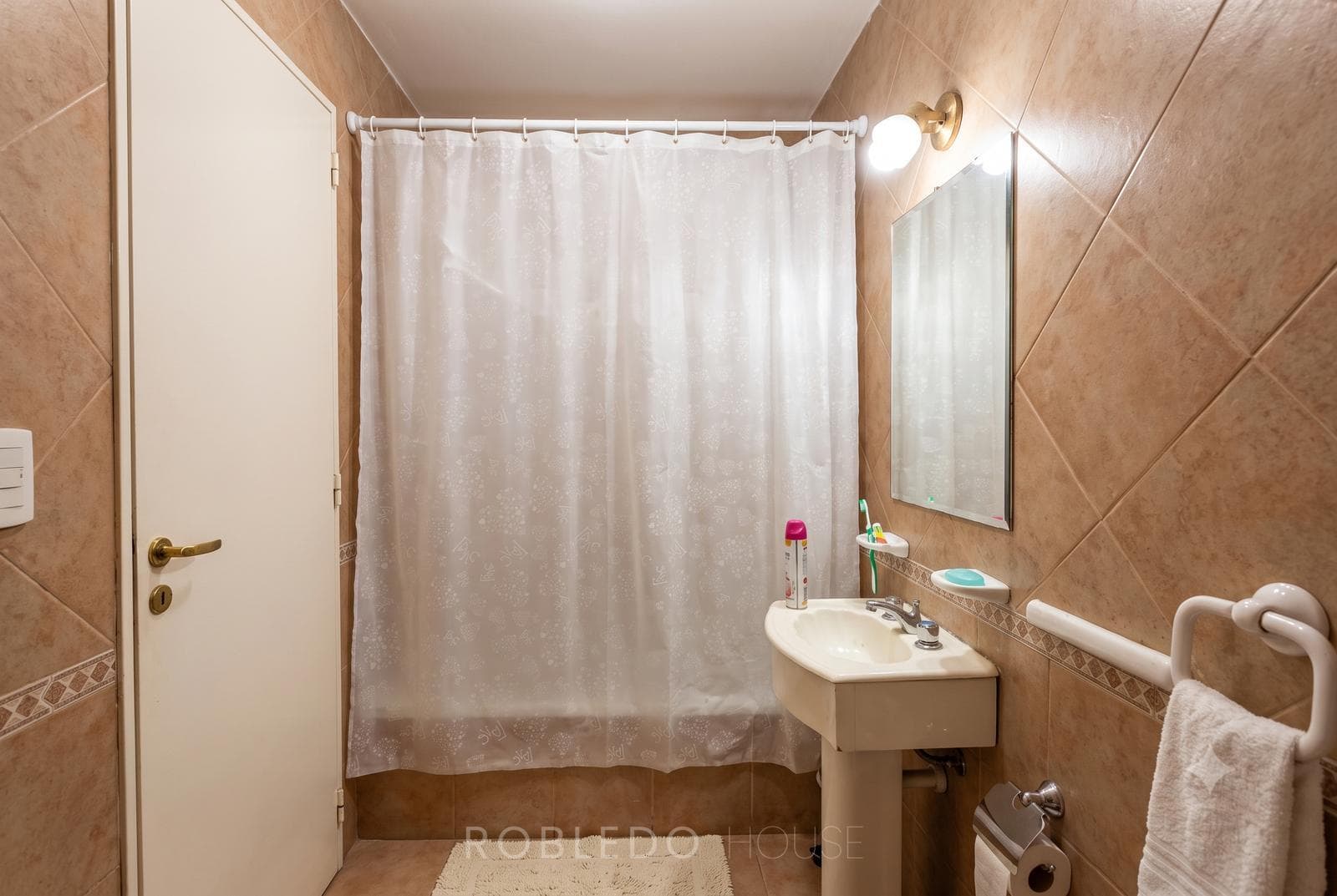 2-Bedroom Apartment for Sale in Buenos Aires, Parque Chacabuco