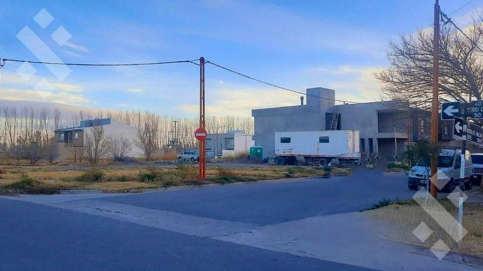 Land for Sale, SUITABLE FOR DEVELOPMENT AND COMMERCIAL USE. Ring Road, near R 65 - Cipolletti