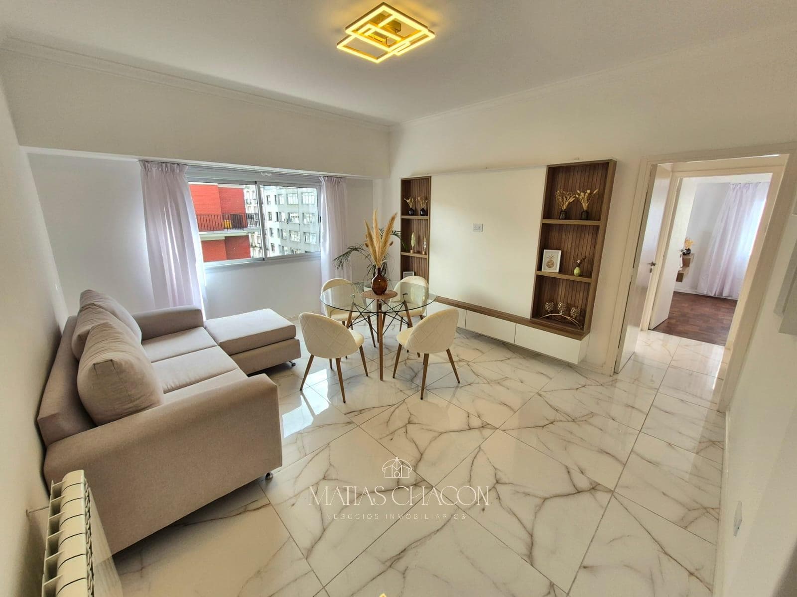 3-room apartment with a desk, just a few meters from the ocean