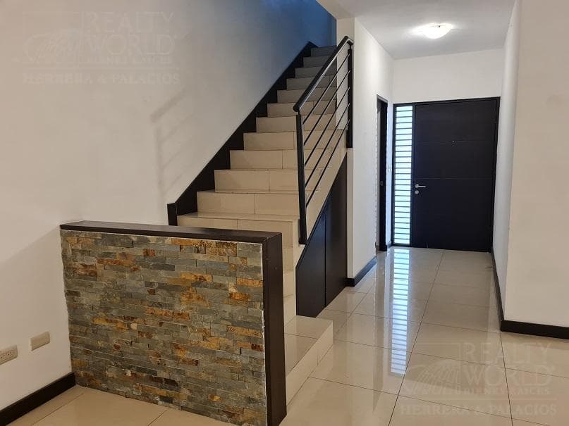 House in Priv Sierra Madre