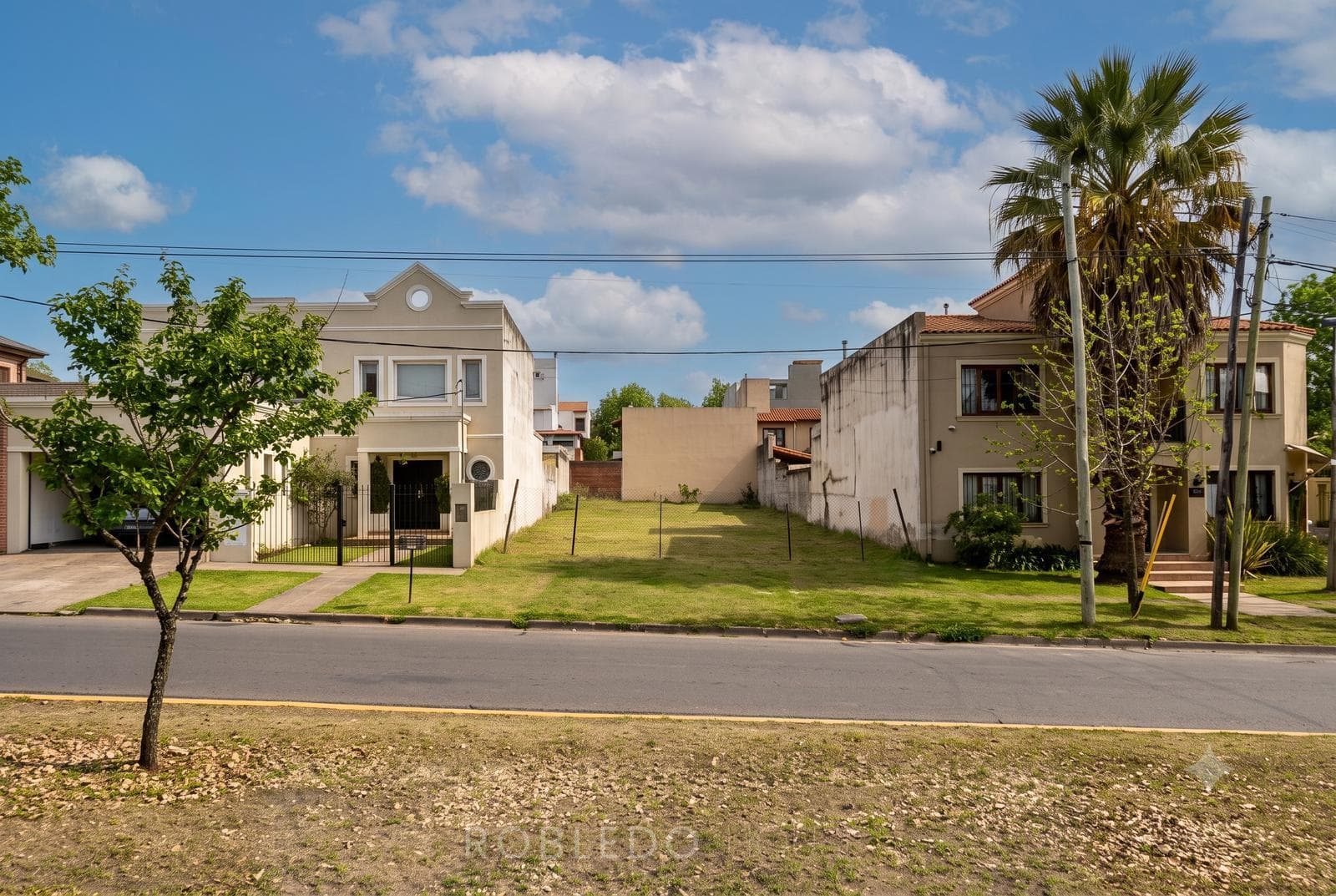 Land for Sale: 440 m2, Grand Bourg, Salta City
