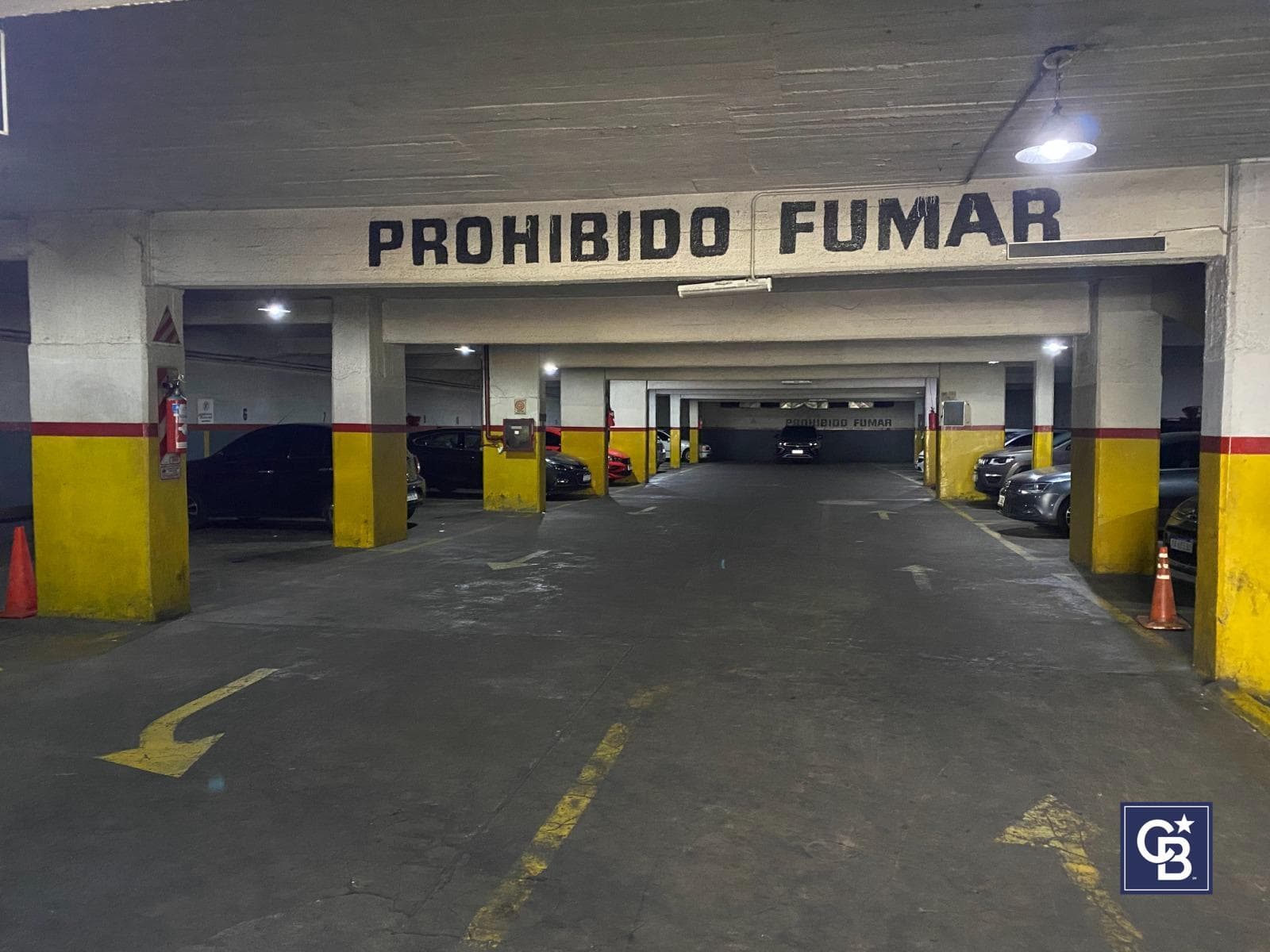 11 Underground Parking Spaces for Sale in a Complex, Generating Rent—Ideal Investment in Barrio Norte, CABA