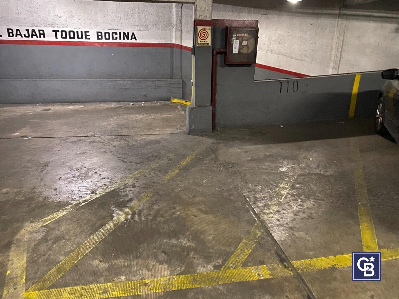 11 Underground Parking Spaces for Sale in a Complex, Generating Rent—Ideal Investment in Barrio Norte, CABA