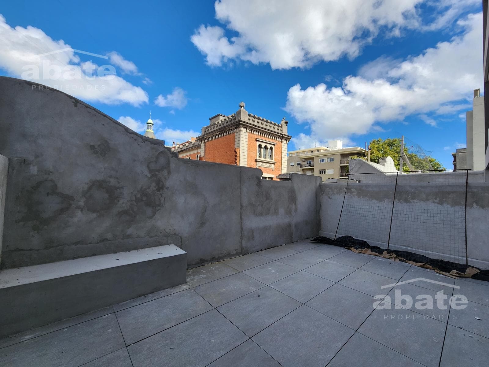 1-Bedroom Apartment for Rent with a Patio in Cordón