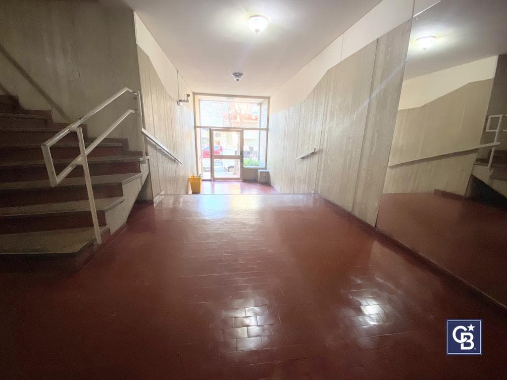 4-Room Apartment for Sale (Currently Rented) in Caseros