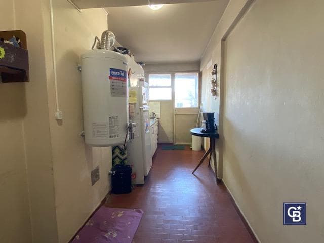 4-Room Apartment for Sale (Currently Rented) in Caseros