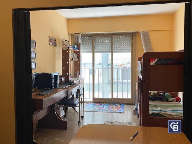 4-Room Apartment for Sale (Currently Rented) in Caseros