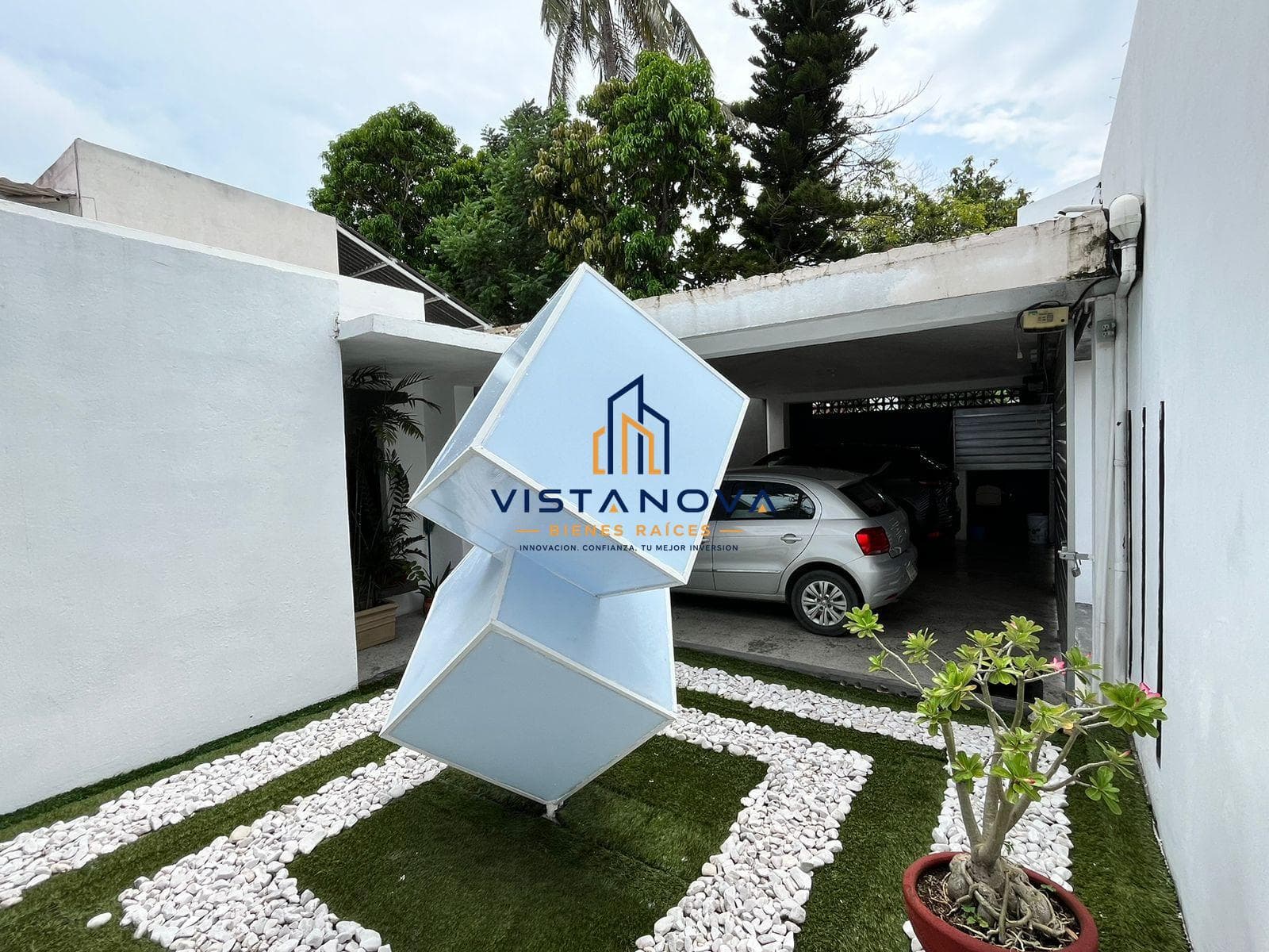 House in Unidad Nacional