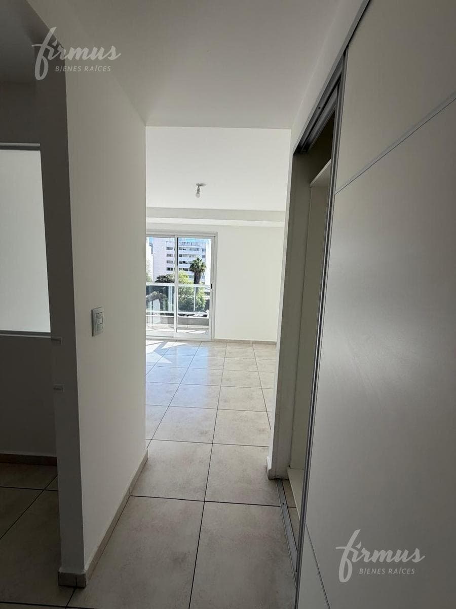 High-end 1-bedroom apartment in General Paz