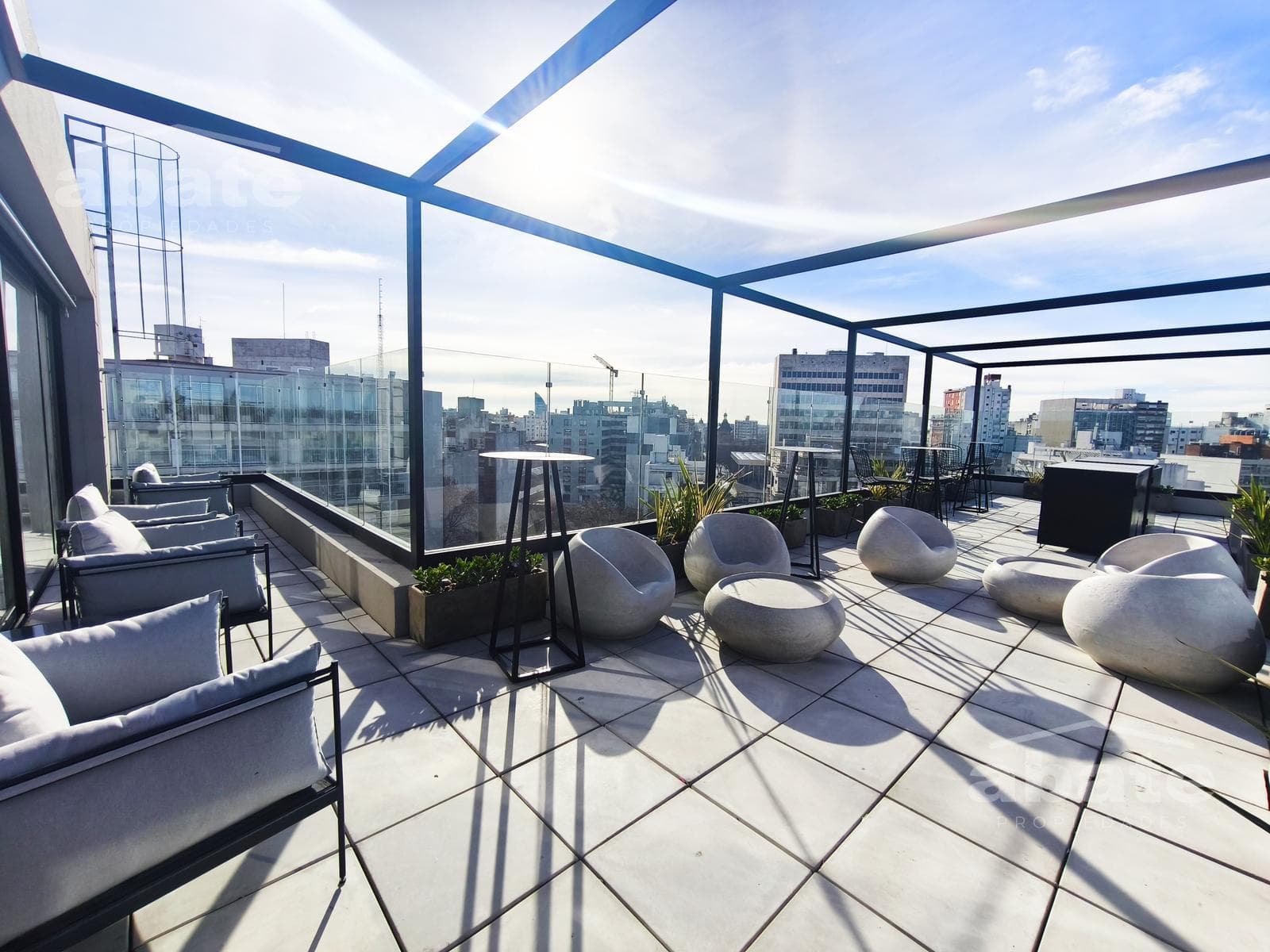 Alquiler Monoambiente con terraza en Cordón, Montevideo