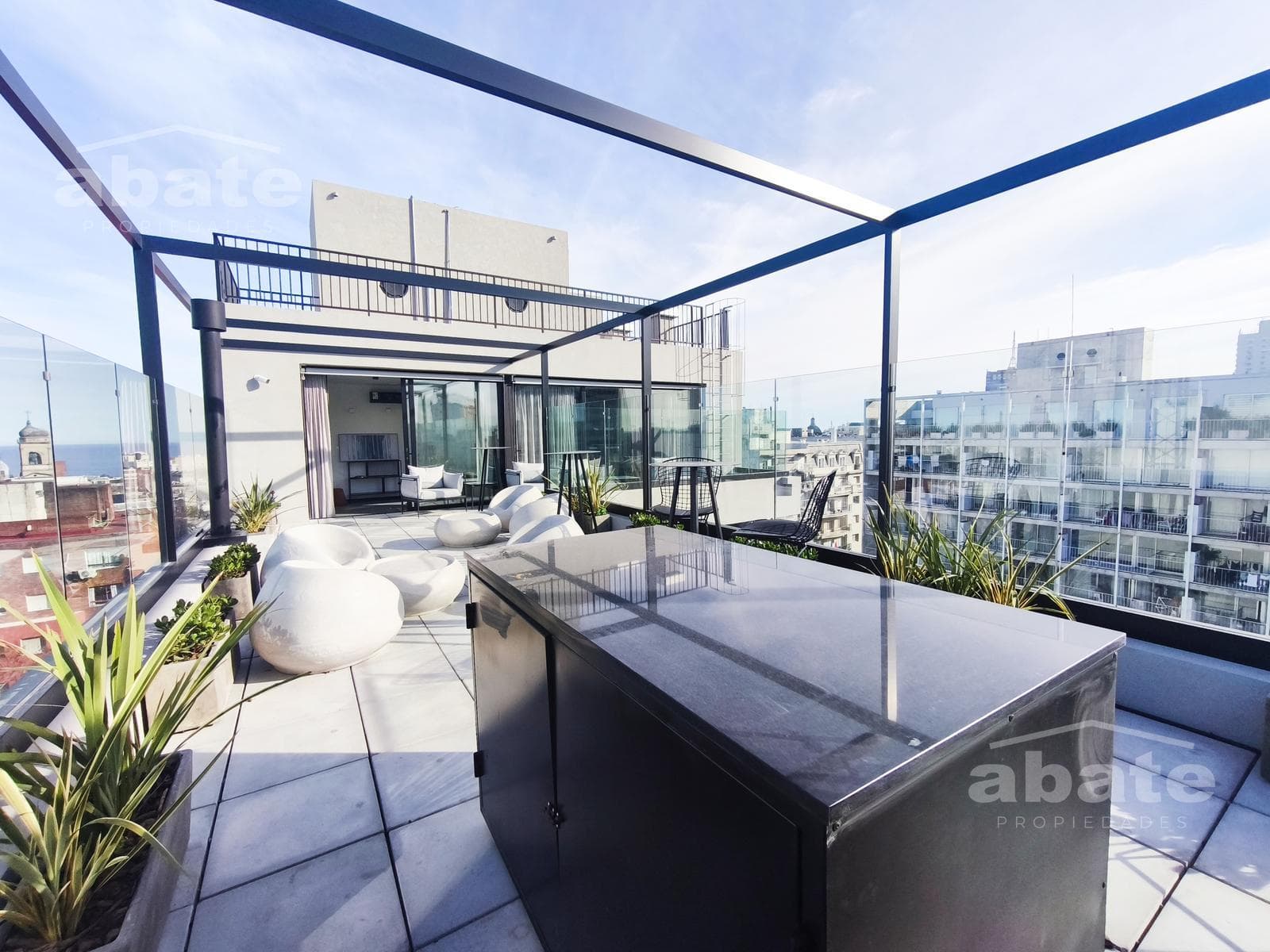 Alquiler Monoambiente con terraza en Cordón, Montevideo