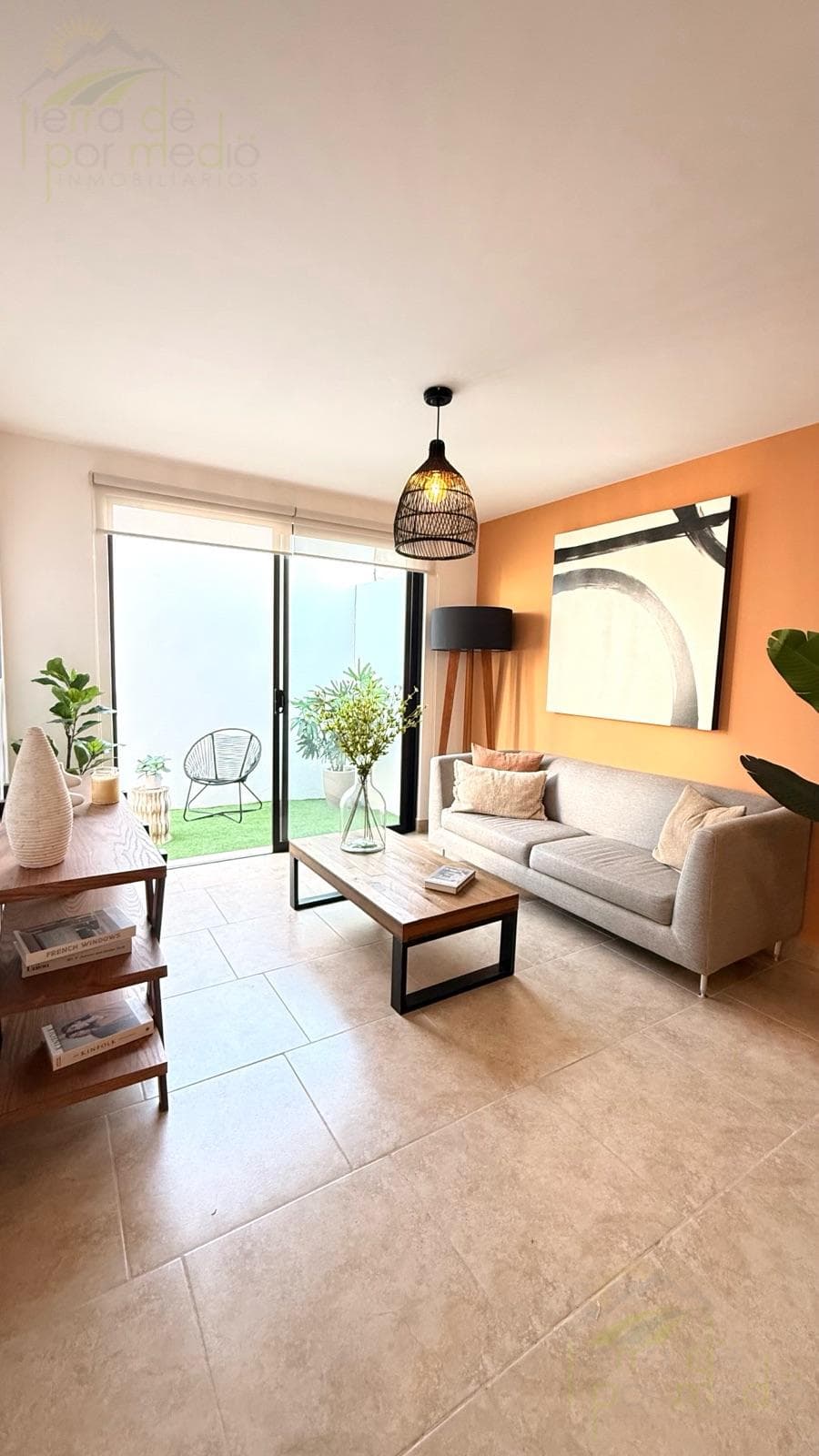 House with a 4th Bedroom on the Ground Floor, on a Private Street with Amenities, Zarú, Querétaro