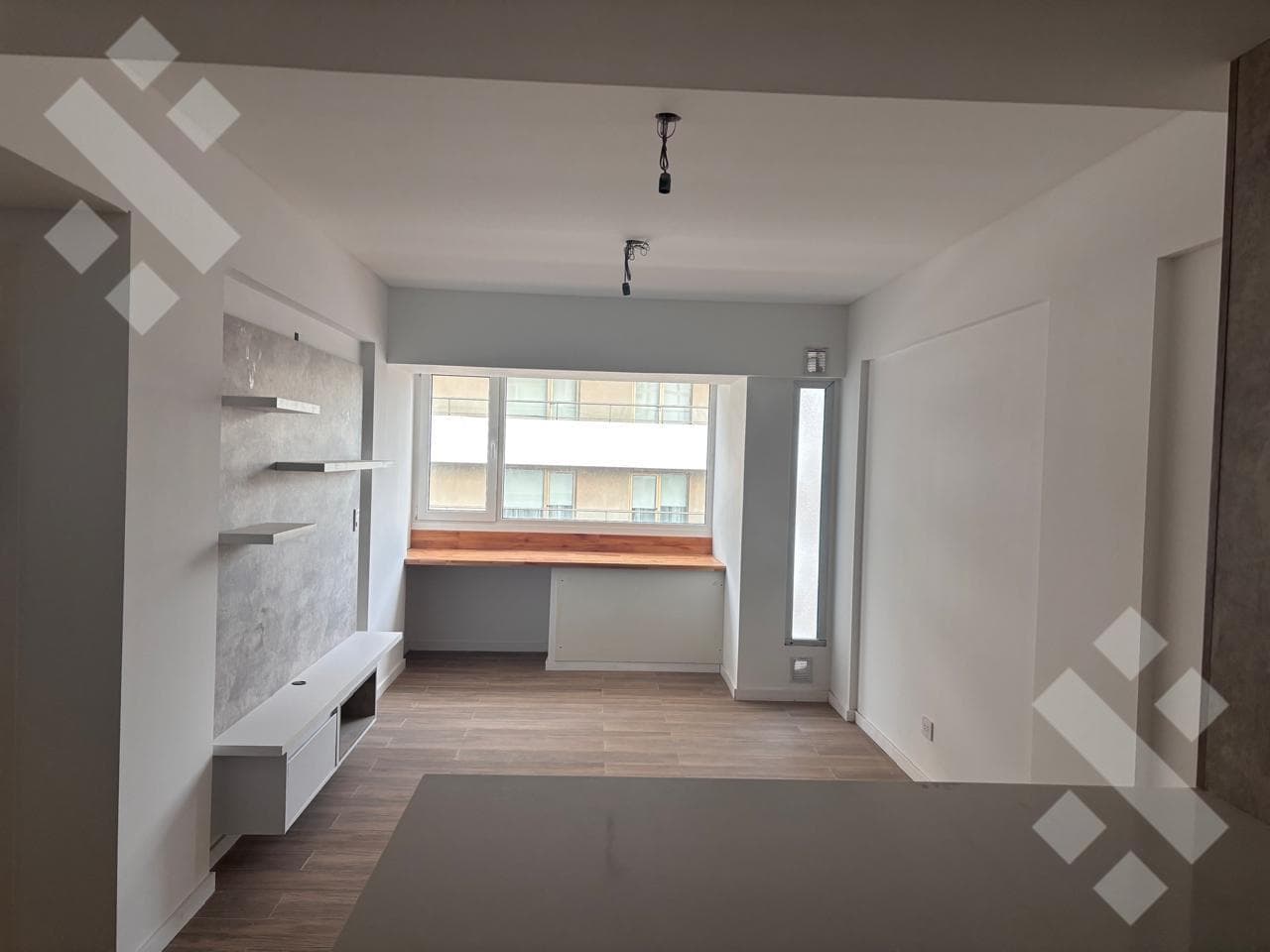 Alquiler depto 1 dormitorio.- teniente Ibañez al 100.-