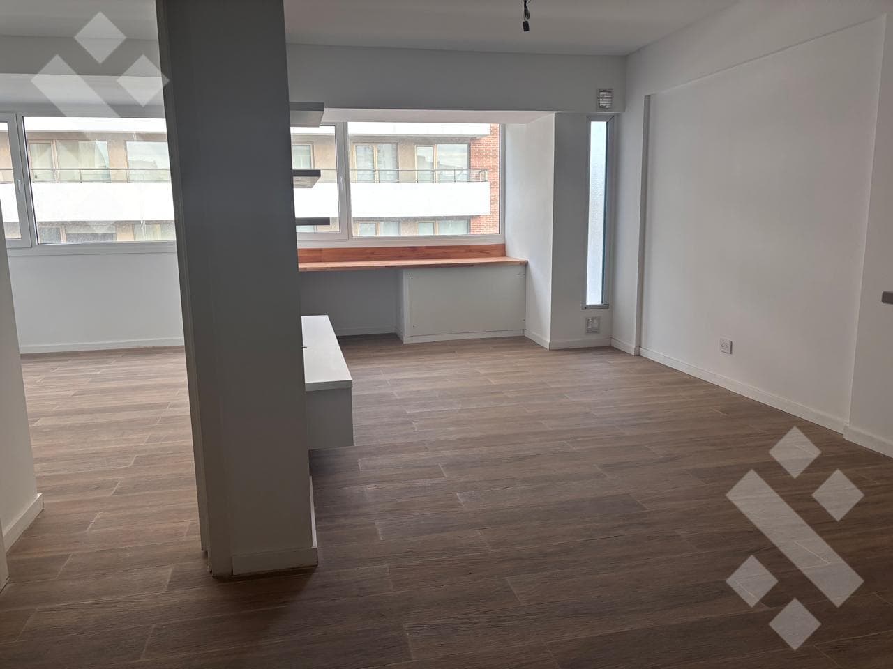 Alquiler depto 1 dormitorio.- teniente Ibañez al 100.-