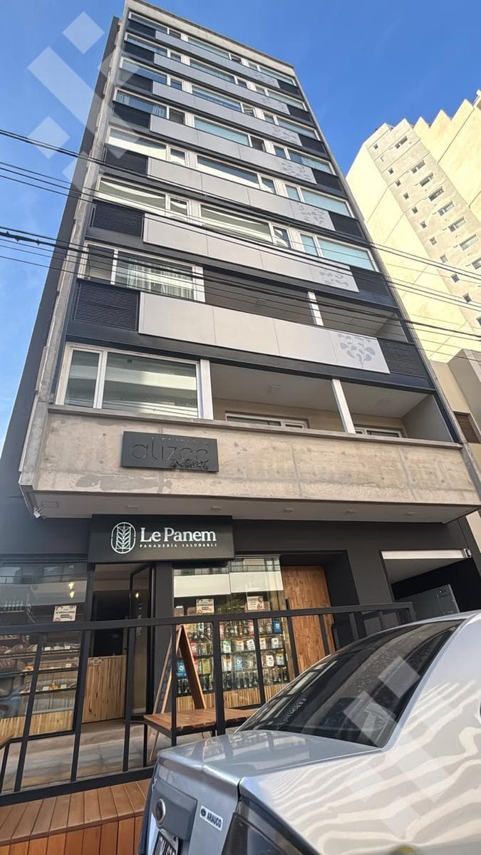 Alquiler depto 1 dormitorio.- teniente Ibañez al 100.-