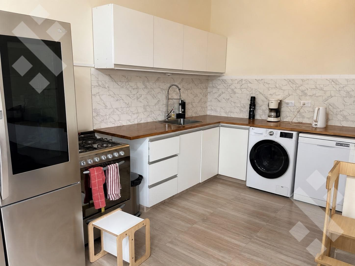 FOR SALE: 1-BEDROOM HOUSE, BELLA VISTA NEIGHBORHOOD, PLOTTIER