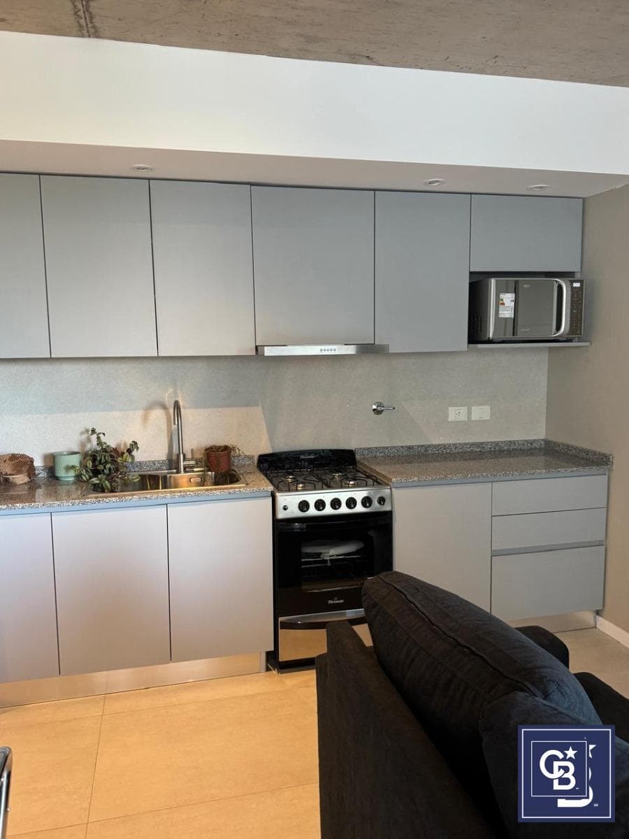Financed Sale of a Brand-New 2-Room Apartment with a Balcony on Boulevard V, Pacheco