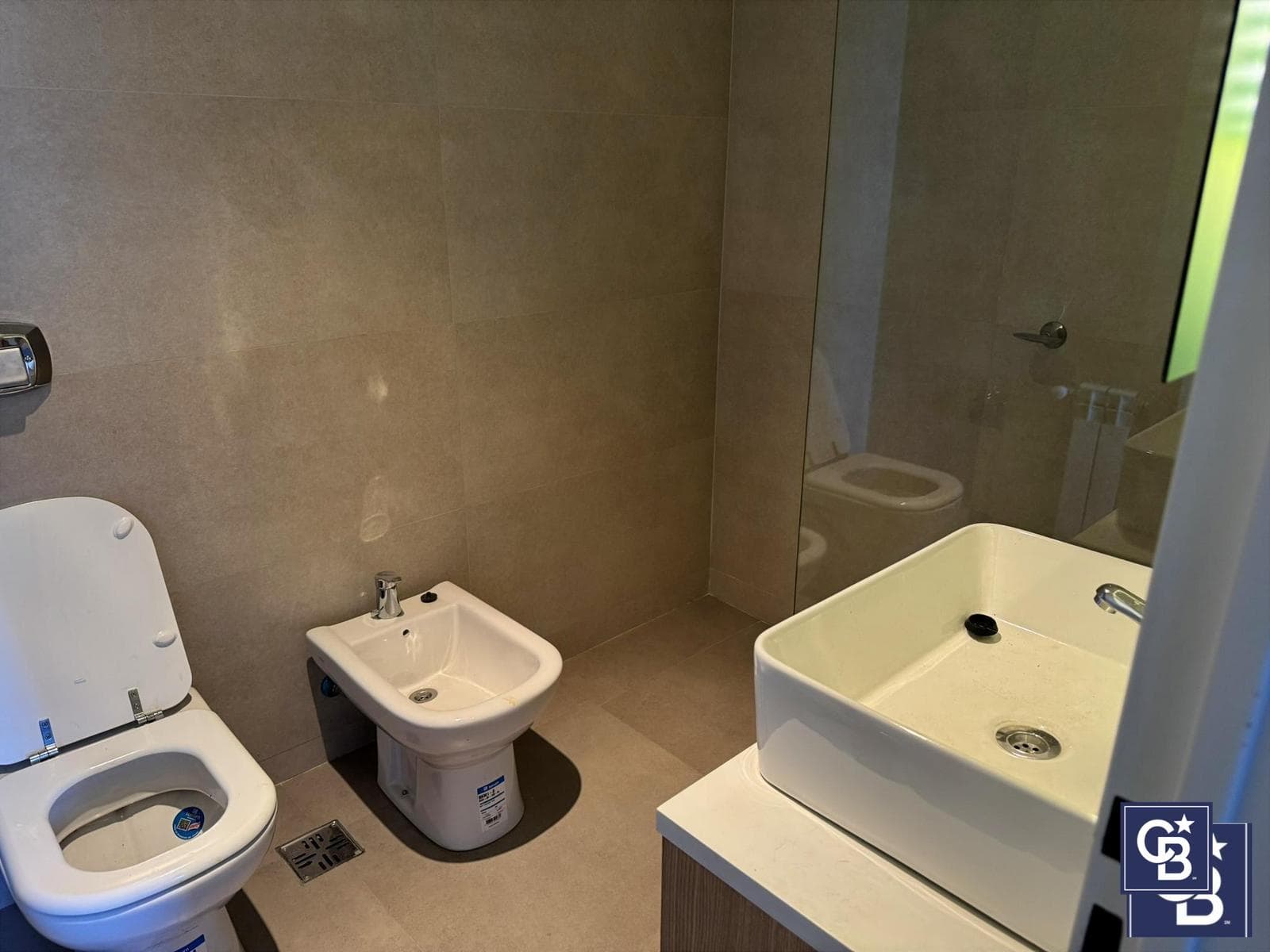 Financed Sale of a Brand-New 3-Bedroom Apartment with a Balcony on Boulevard V, Pacheco